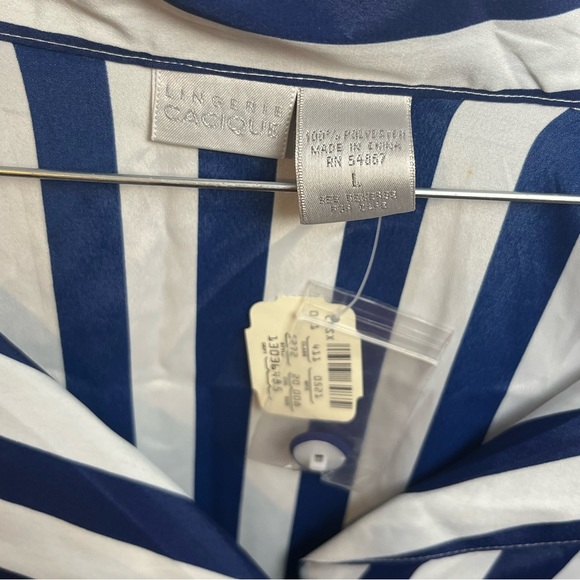 NWT Blue and White Striped Lingerie Cacique Button Up - Picture 4 of 4